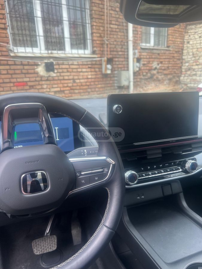 Honda Prologue Touring 2024 — миниатюра 8