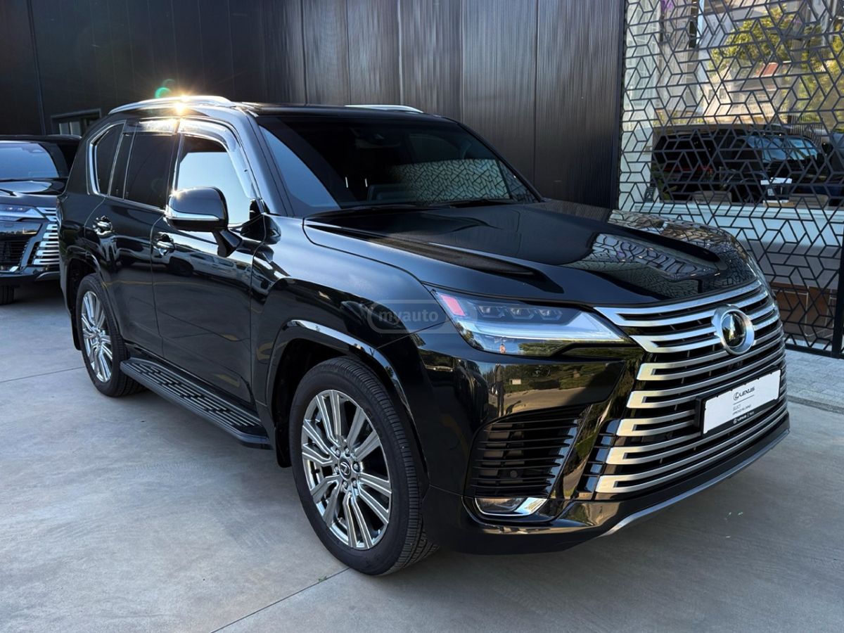 Lexus LX 500 