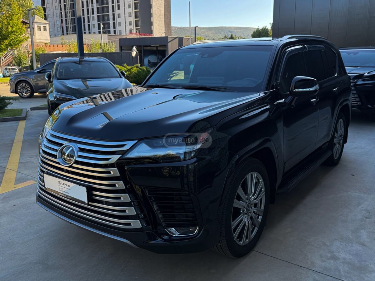 Lexus LX 500 