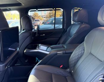 Lexus LX 500 