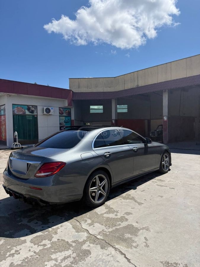 Mercedes-Benz E 350 - фото 3