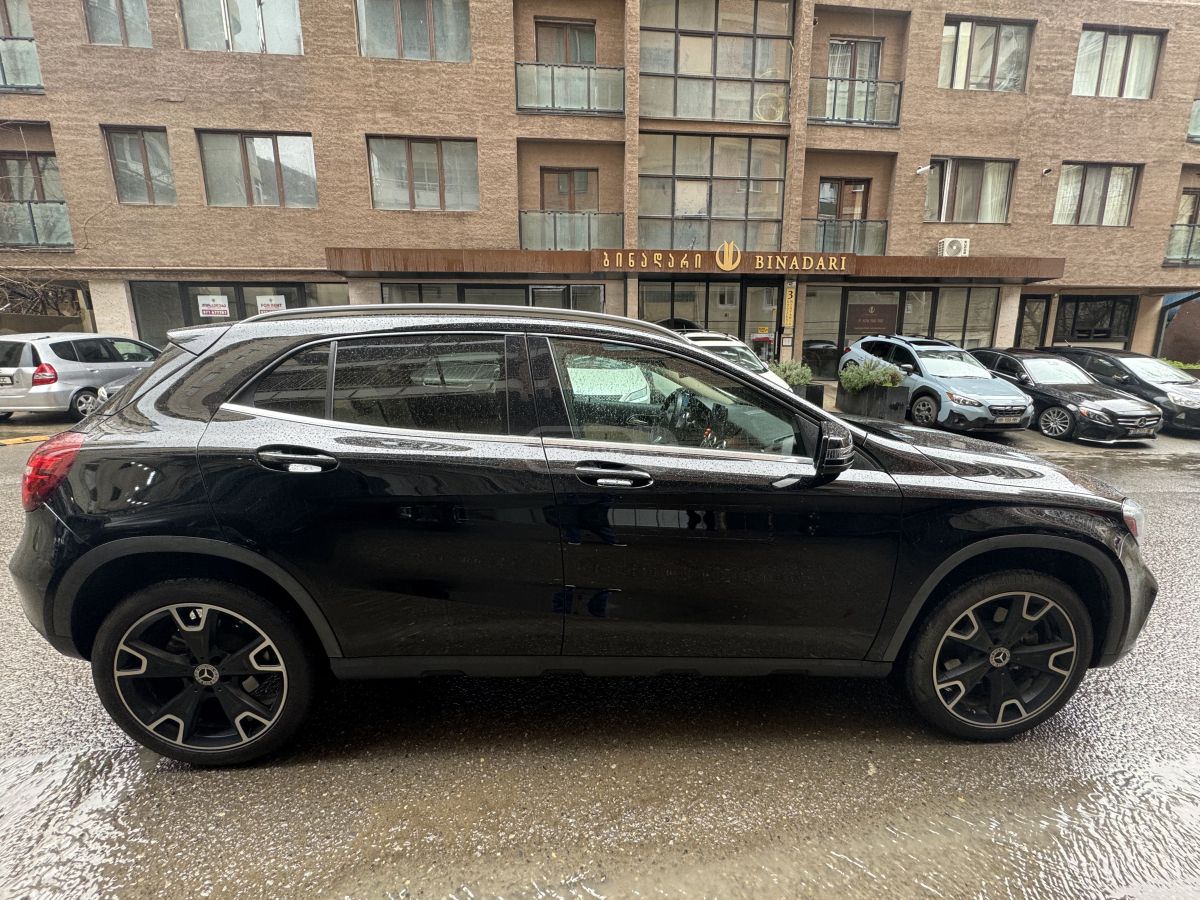 Mercedes-Benz GLA 250 - фото 3