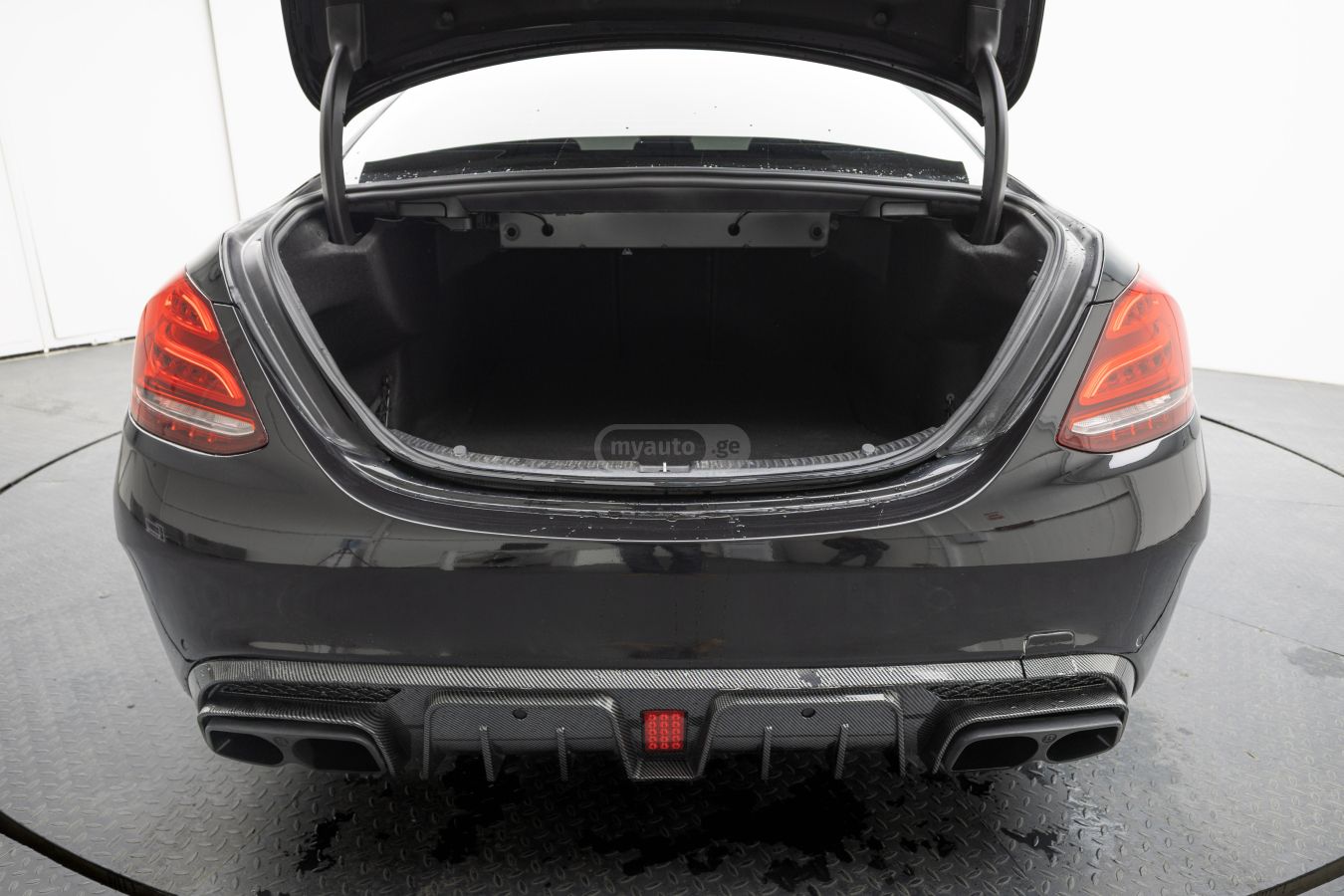 Mercedes-Benz C 200 - фото 8