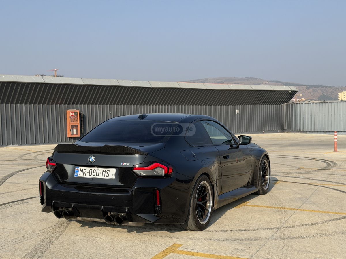 BMW M2 2023 — миниатюра 4