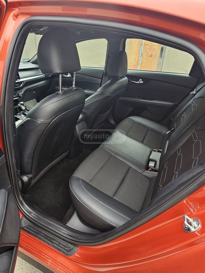 Kia GT LINE — миниатюра 10