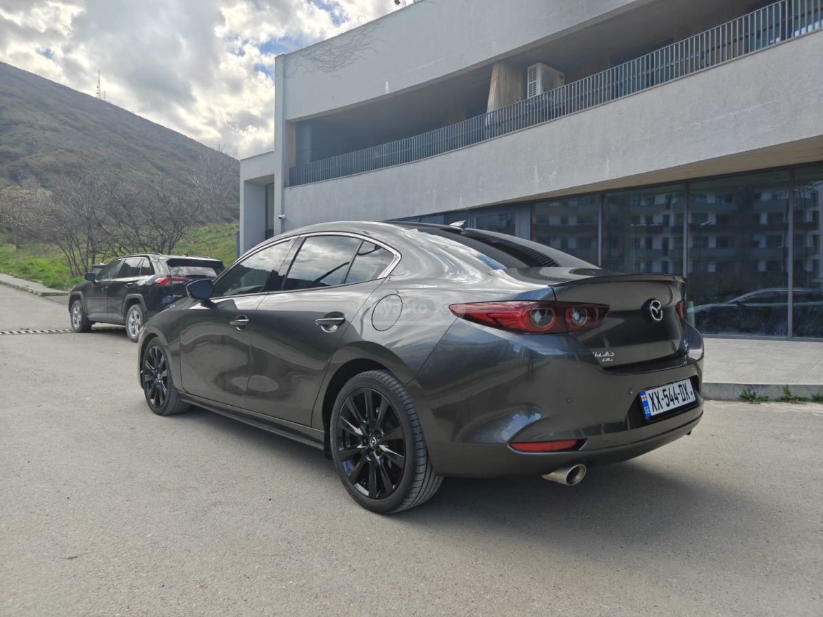 Mazda Mazda 3 - фото 6
