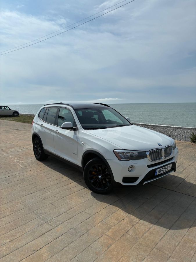 BMW X3 - фото 1