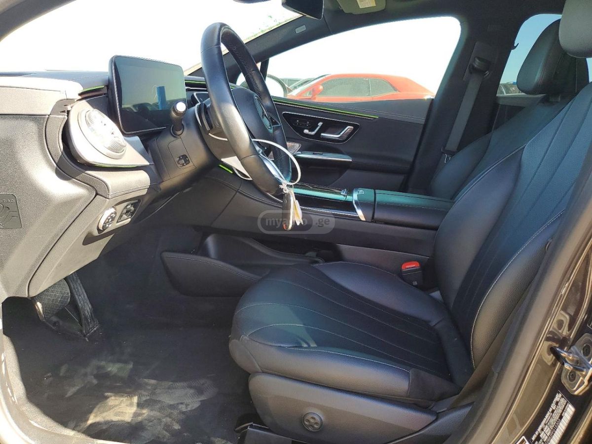 Mercedes-Benz EQE 350 2023 — миниатюра 7