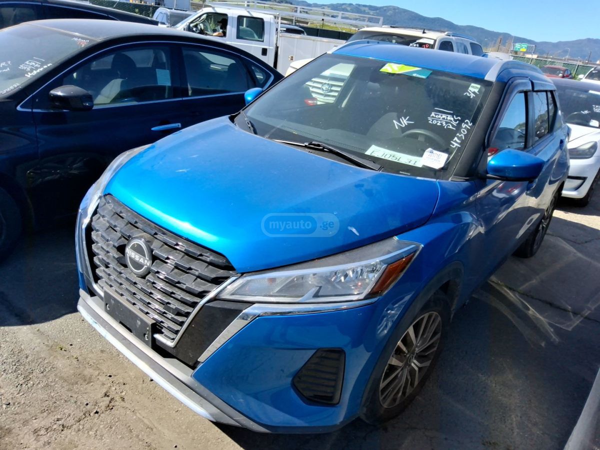 Nissan SV 4dr Front-Wheel Drive CVT — миниатюра 2