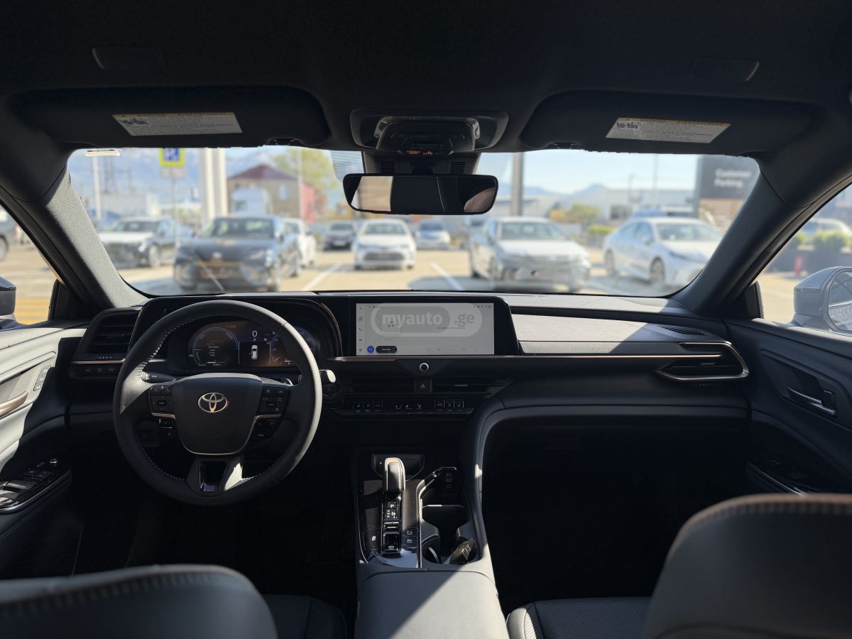 Toyota RAV 4 - фото 8