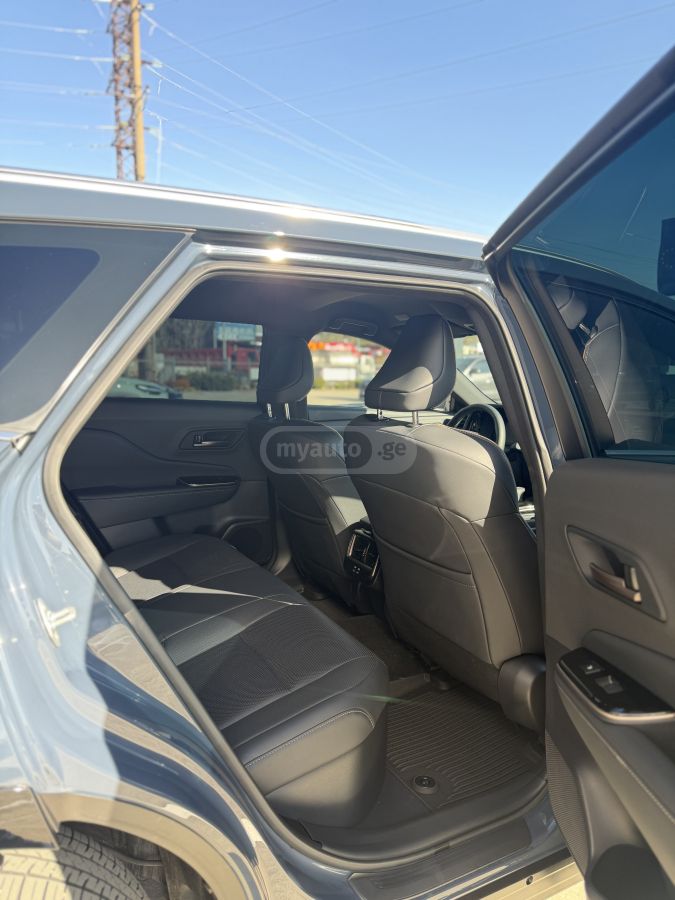 Toyota RAV 4 - фото 9