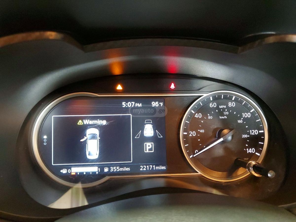 Nissan Versa 2025 — миниатюра 9