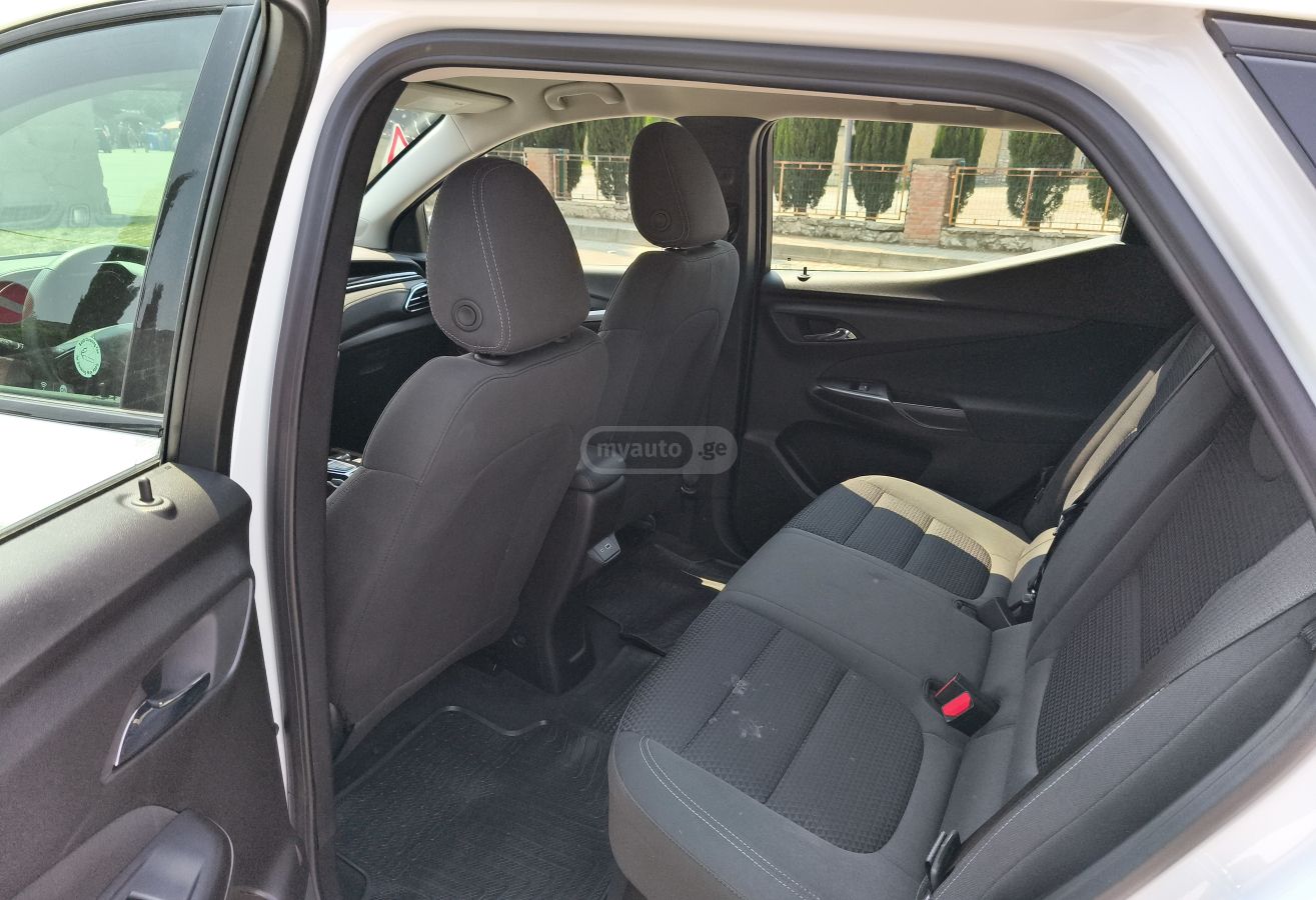 Chevrolet Bolt EUV - фото 15