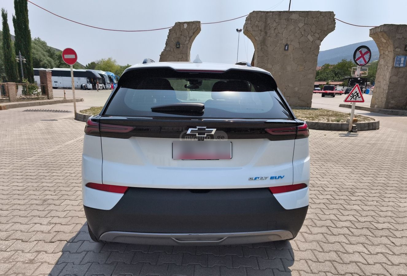 Chevrolet Bolt EUV - фото 8