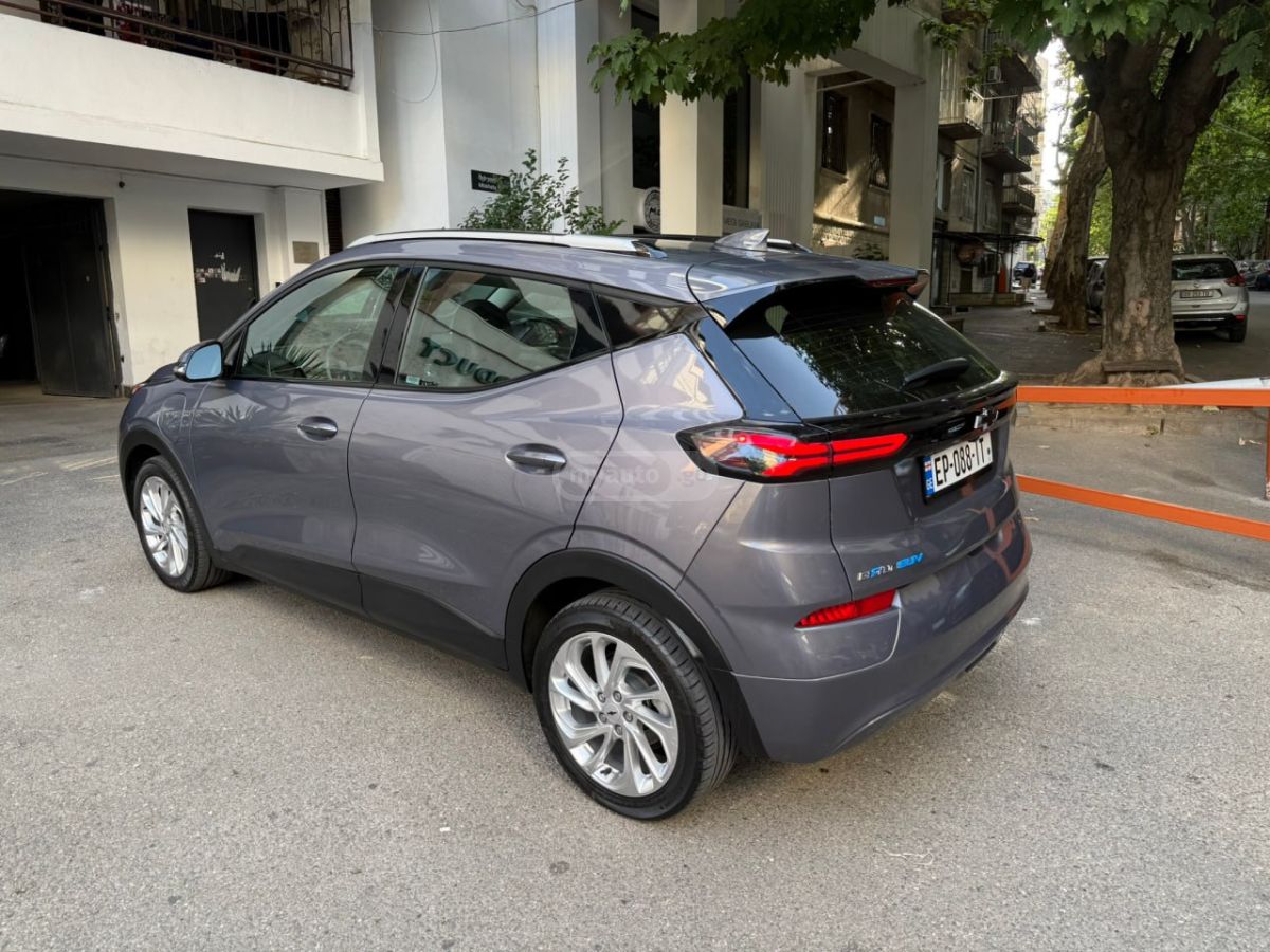 Chevrolet Bolt EUV - фото 4