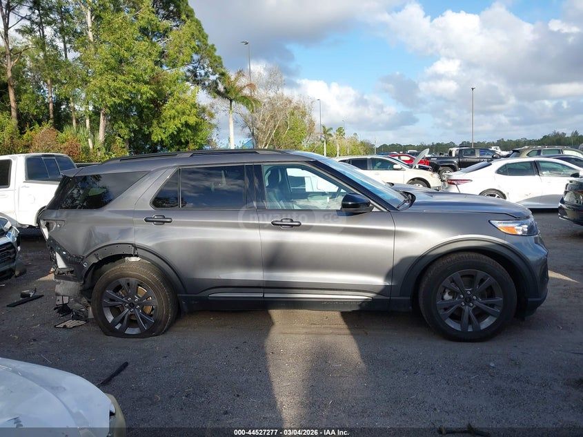 Ford Explorer - фото 14