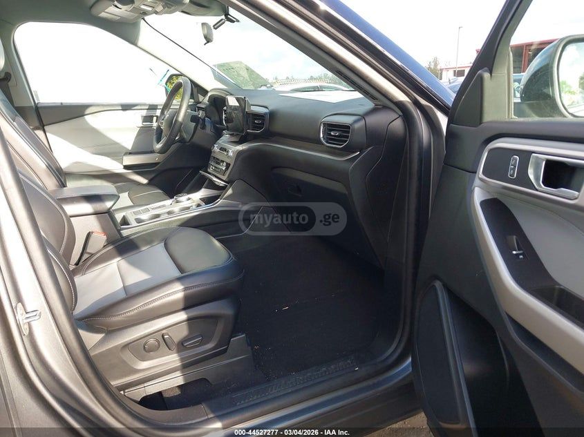 Ford Explorer - фото 5