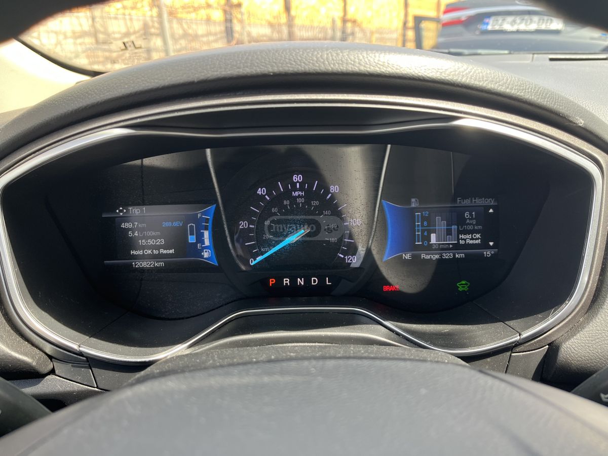 Ford Fusion - фото 10