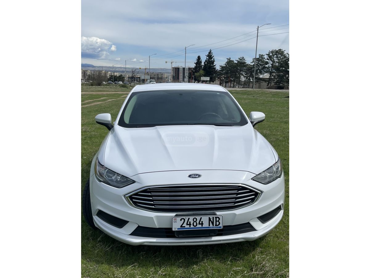 Ford Fusion - фото 3