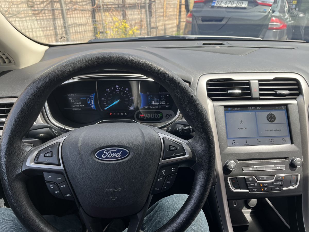 Ford Fusion - фото 9