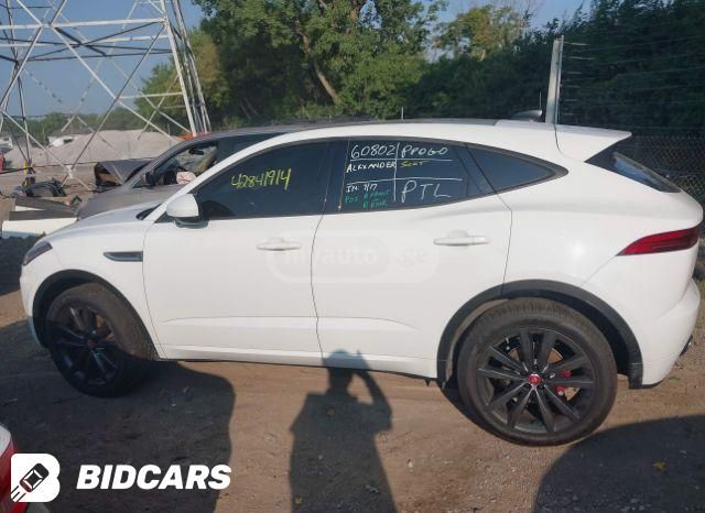 Jaguar E-Pace - фото 11