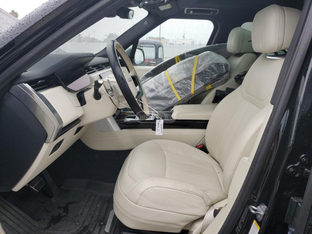 Land Rover P400 SE 4dr All-Wheel Drive Au — миниатюра 9