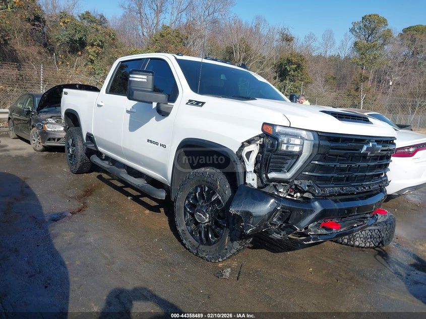 Chevrolet Silverado 2025 — миниатюра 1