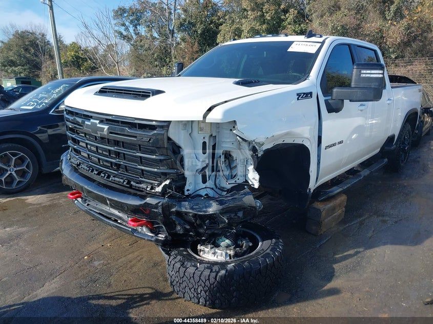 Chevrolet Silverado 2025 — миниатюра 2