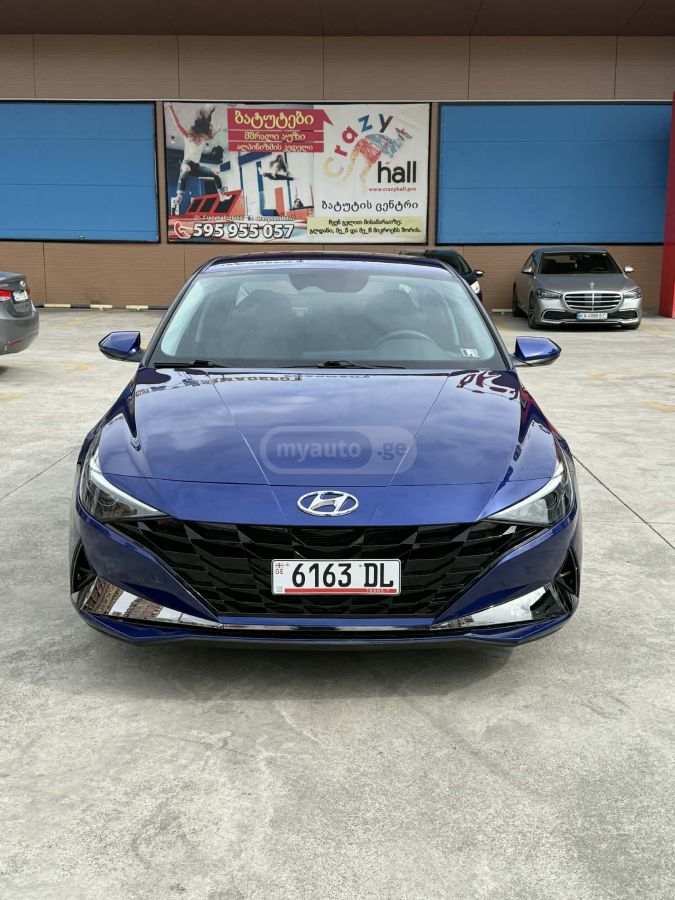 Hyundai Elantra - фото 2