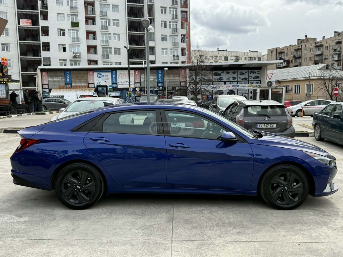 Hyundai Elantra - фото 6