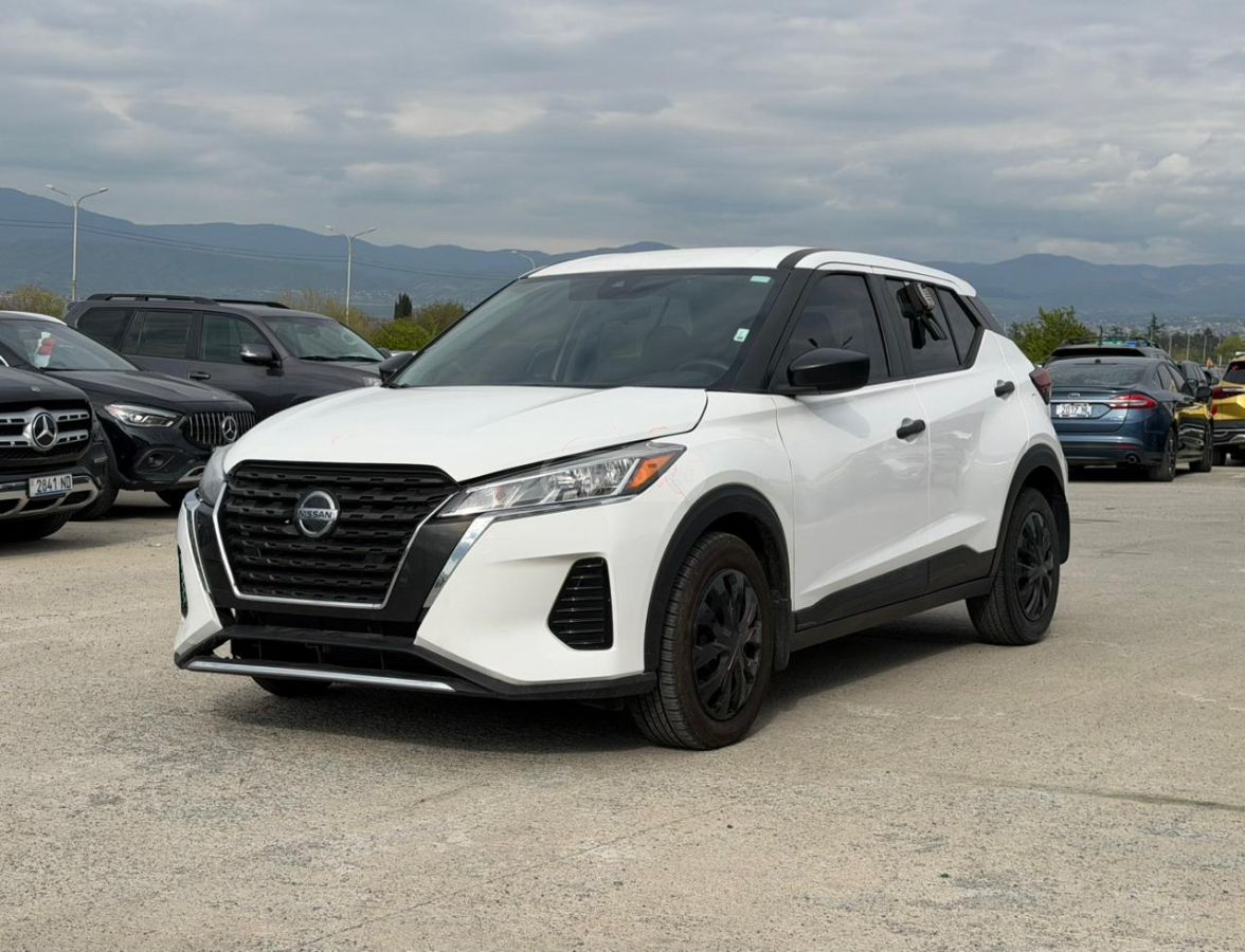 Nissan Kicks - фото 1
