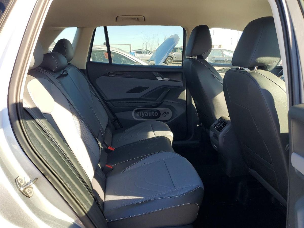 Volkswagen Tiguan 2025 — миниатюра 11