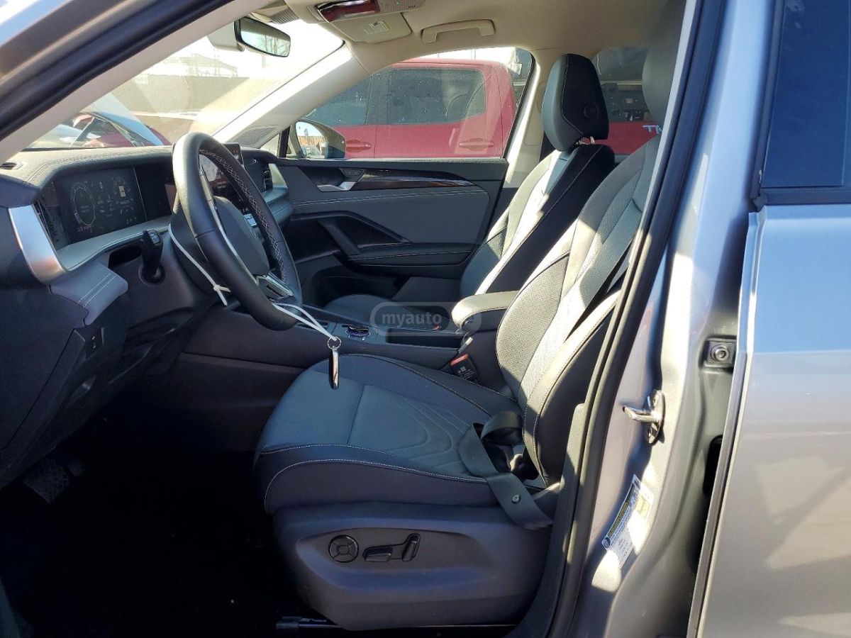 Volkswagen Tiguan 2025 — миниатюра 4