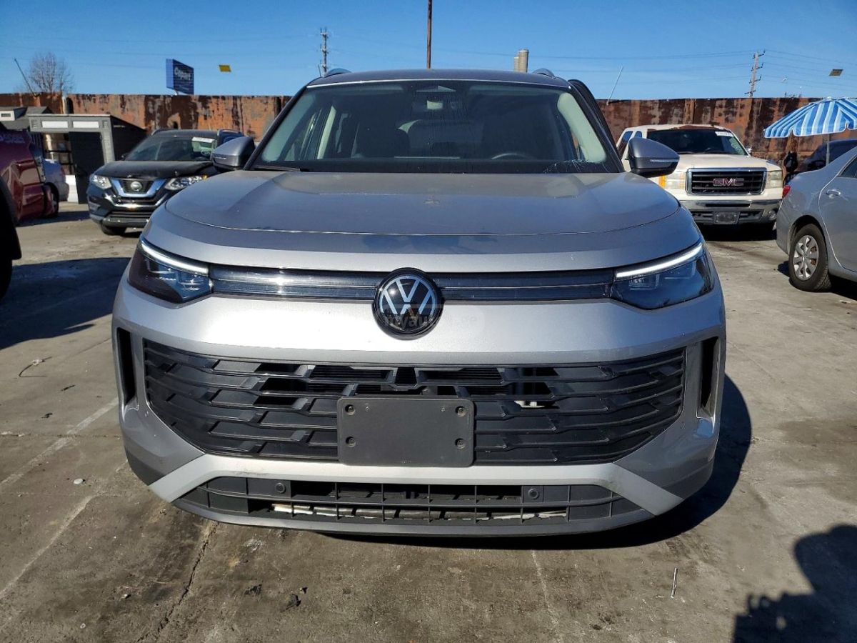 Volkswagen Tiguan 2025 — миниатюра 6