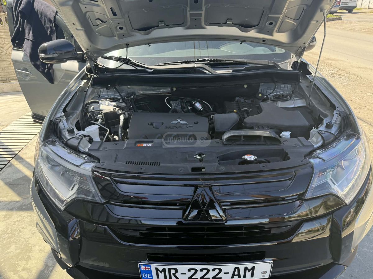 Mitsubishi Outlander - фото 9