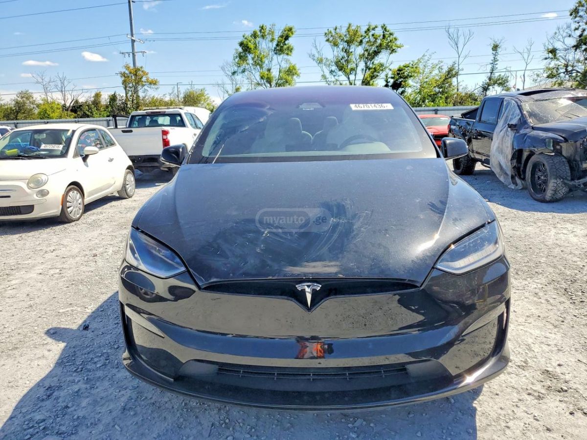 Tesla Model X - фото 3