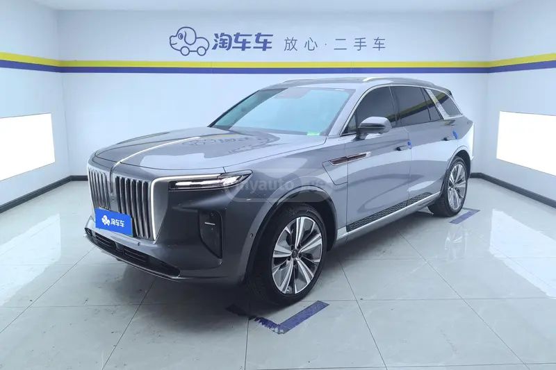 Hongqi E-HS9 - фото 1