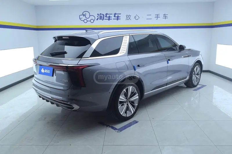 Hongqi E-HS9 - фото 3