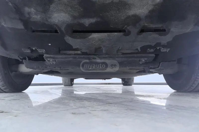 Hongqi E-HS9 - фото 6