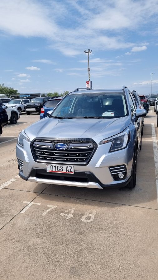 Subaru Touring 4dr All-Wheel Drive CV — миниатюра 13