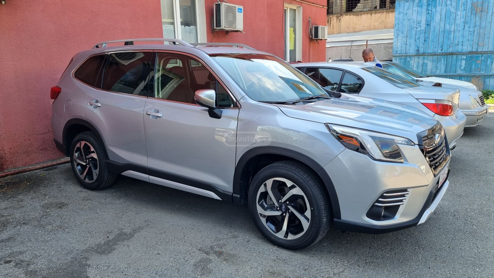 Subaru Touring 4dr All-Wheel Drive CV — миниатюра 14