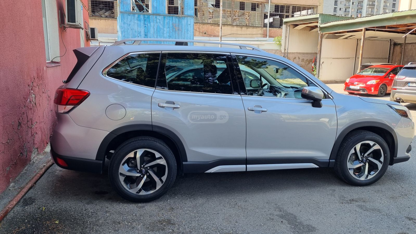 Subaru Touring 4dr All-Wheel Drive CV — миниатюра 8