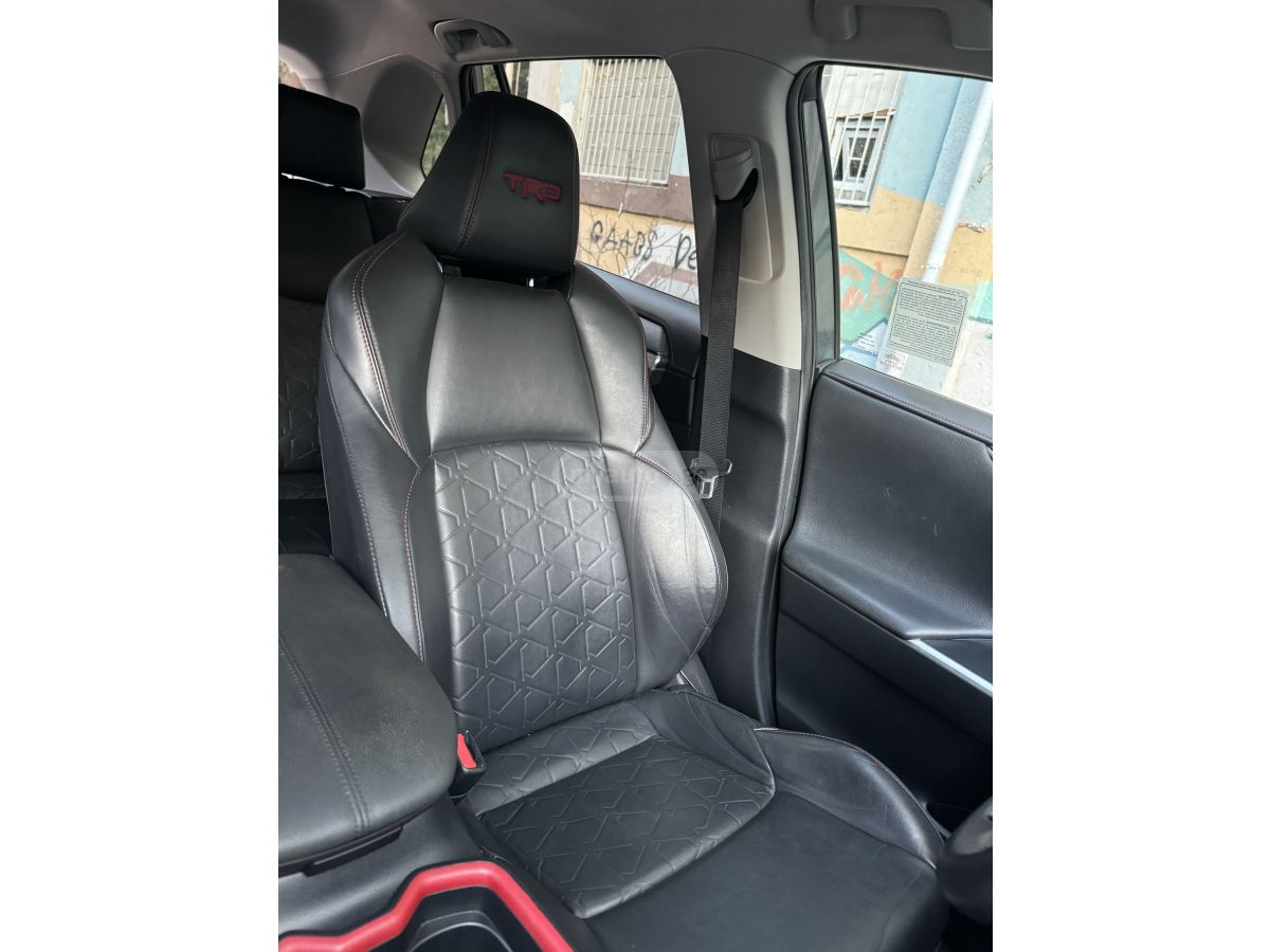 Toyota TRD Off Road 4dr All-Wheel Dri — миниатюра 9