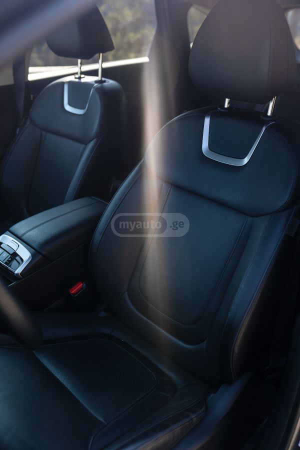 Hyundai Limited 4dr All-Wheel Drive Au — миниатюра 10