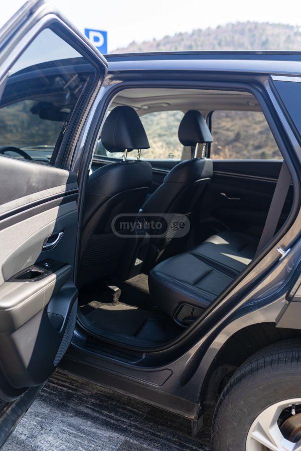 Hyundai Limited 4dr All-Wheel Drive Au — миниатюра 11