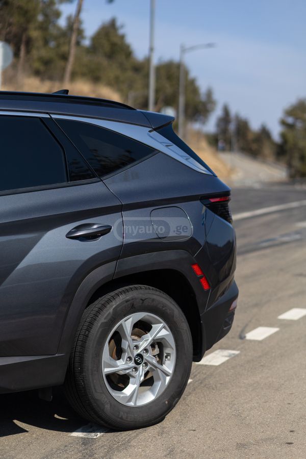 Hyundai Limited 4dr All-Wheel Drive Au — миниатюра 2