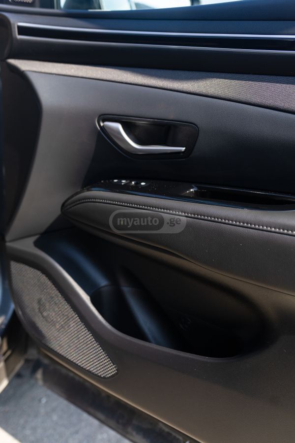 Hyundai Limited 4dr All-Wheel Drive Au — миниатюра 7