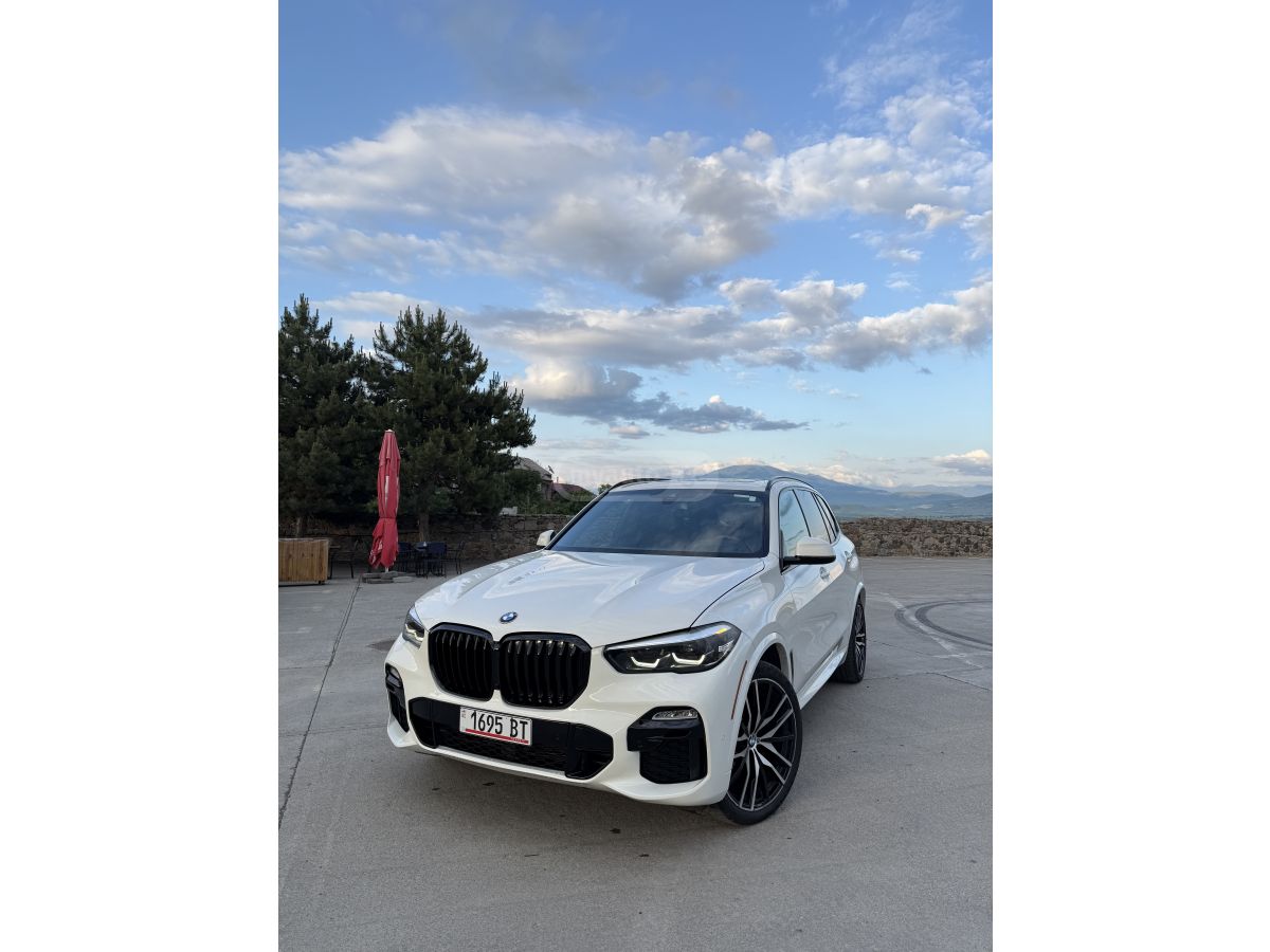 BMW X5 - фото 1