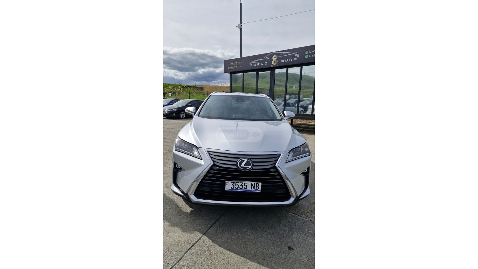 Lexus RX 350 - фото 12
