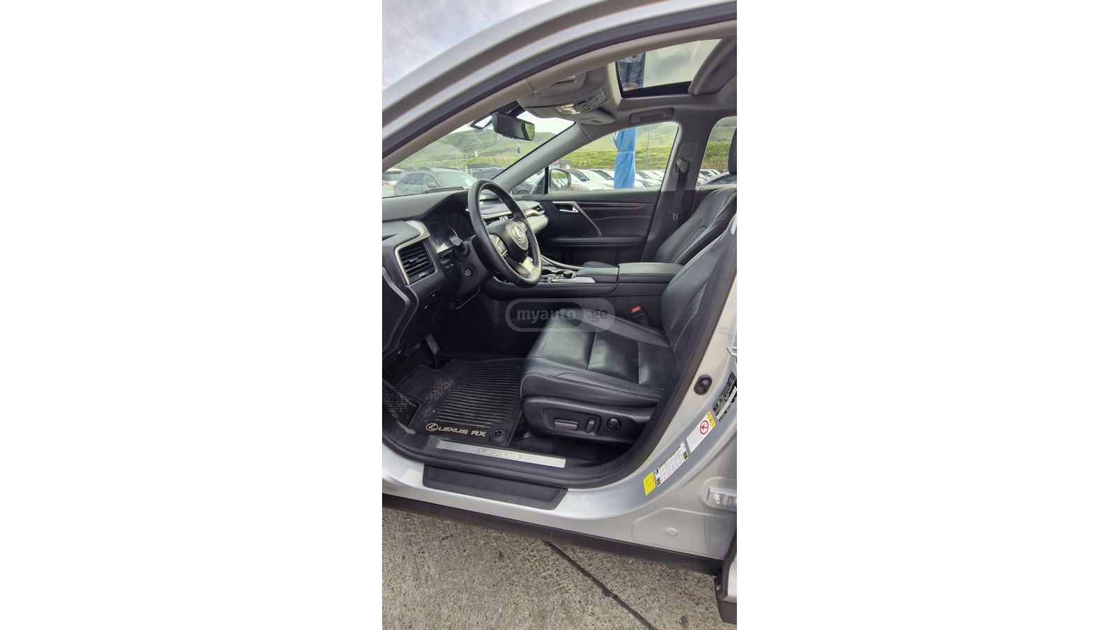 Lexus RX 350 - фото 8